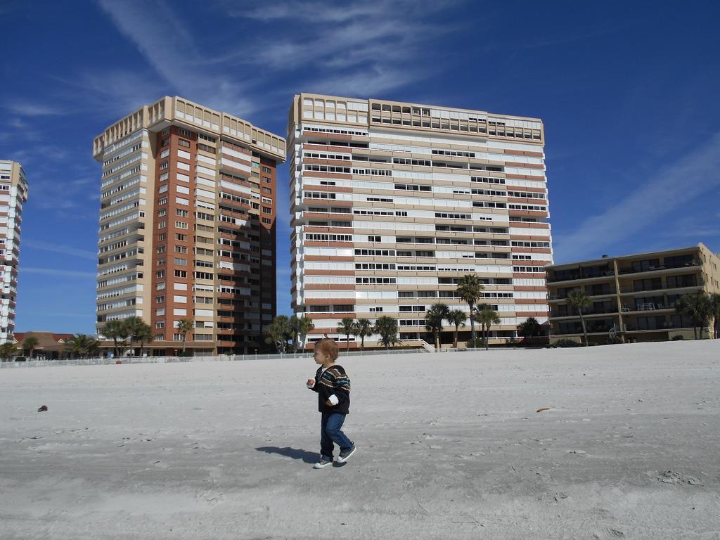 Boca Ciega Bay Apartment St. Pete Beach Exterior foto